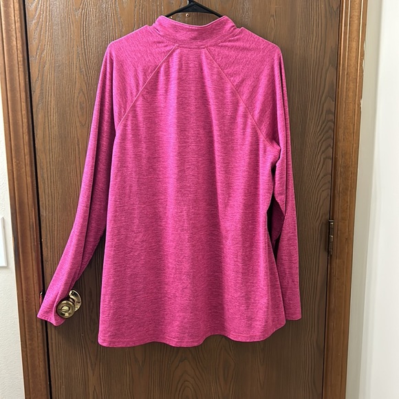 Old Navy Quarter Zip Pull Over - Picture 3 of 4